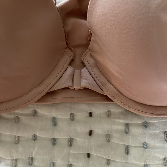 Body By Victoria Racerback Bra - Picture 3 of 4